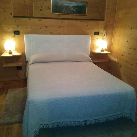 Albergo Martinet ヴェルナンテ エクステリア 写真