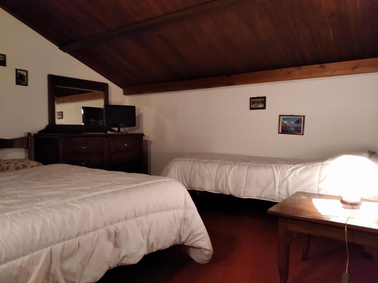 Albergo Martinet ヴェルナンテ エクステリア 写真