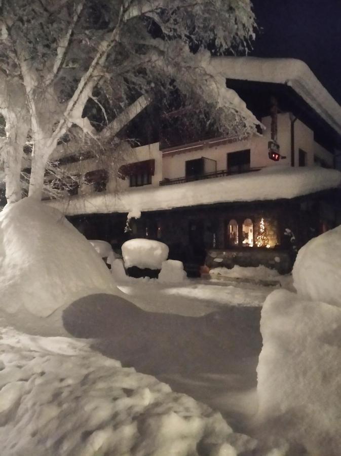 Albergo Martinet ヴェルナンテ エクステリア 写真