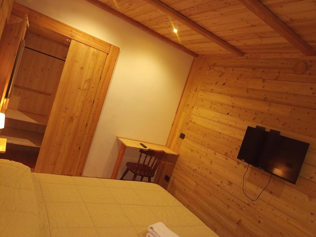 Albergo Martinet ヴェルナンテ エクステリア 写真