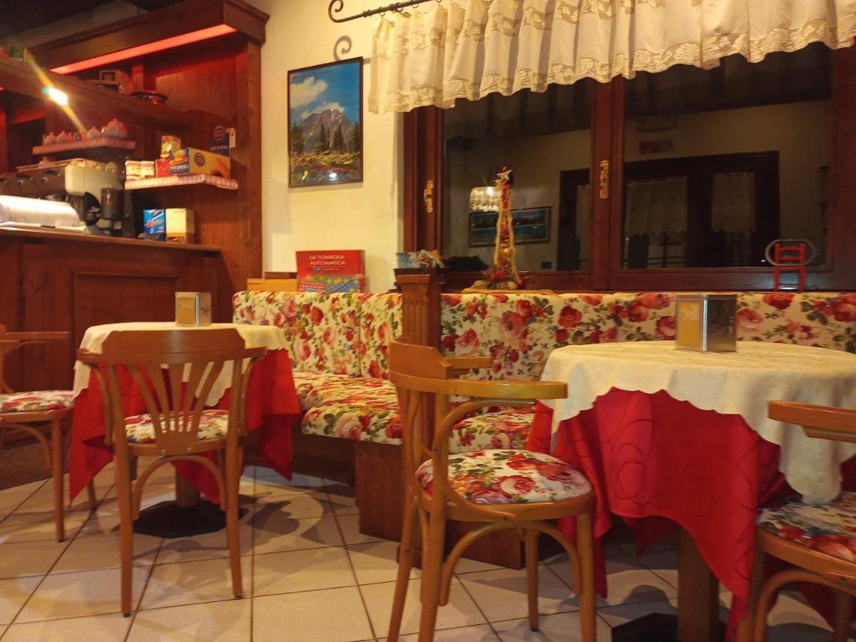 Albergo Martinet ヴェルナンテ エクステリア 写真
