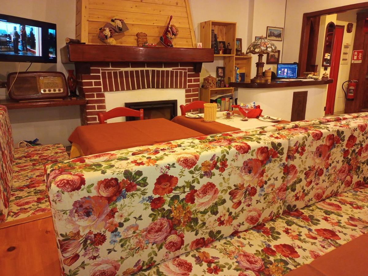 Albergo Martinet ヴェルナンテ エクステリア 写真