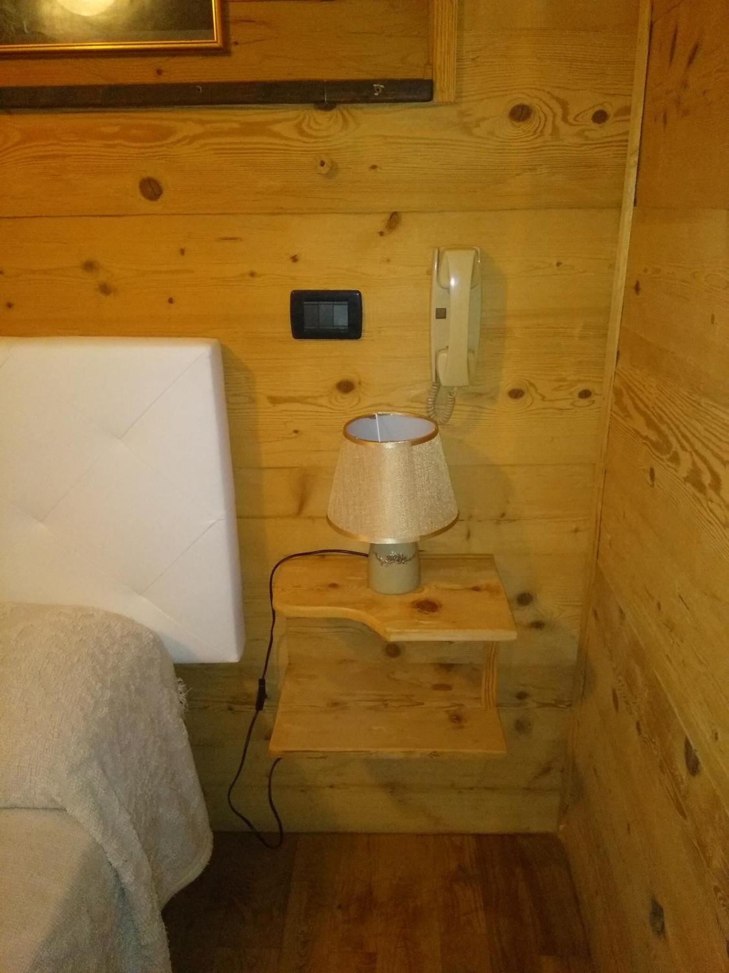 Albergo Martinet ヴェルナンテ エクステリア 写真