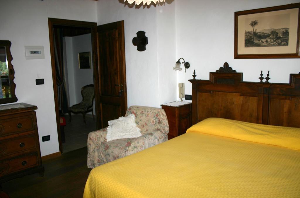 Albergo Martinet ヴェルナンテ 部屋 写真