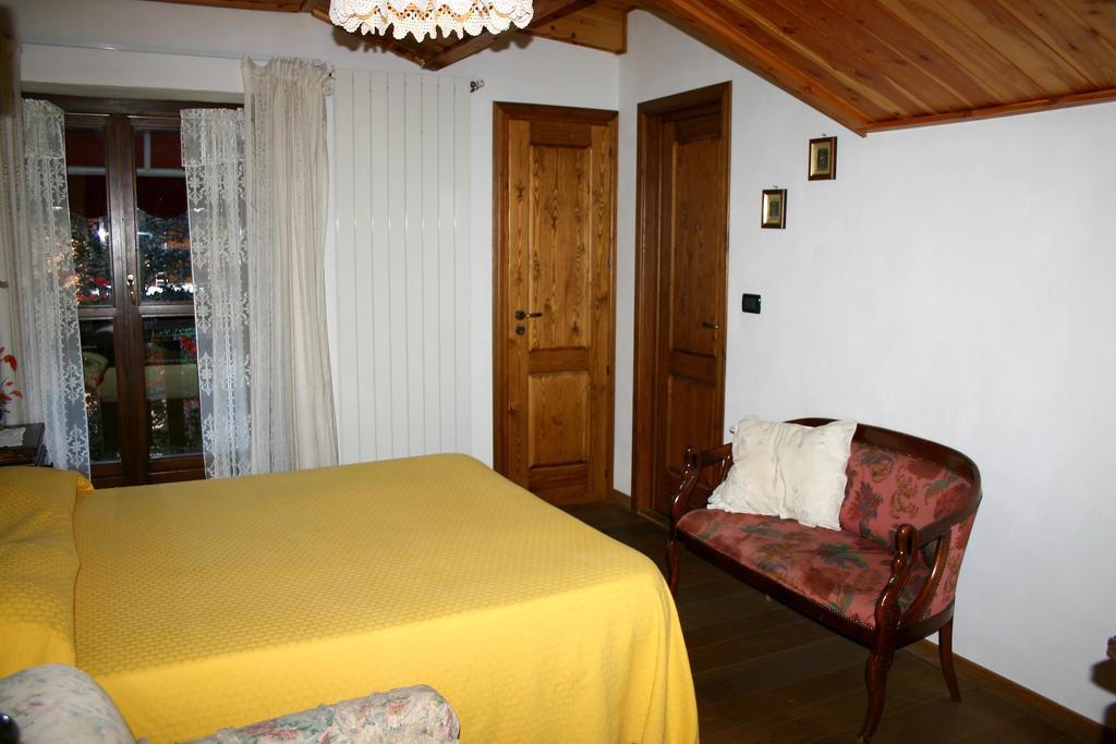 Albergo Martinet ヴェルナンテ エクステリア 写真